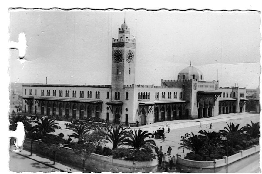 ORAN 1960 LA GARE CFA.jpg